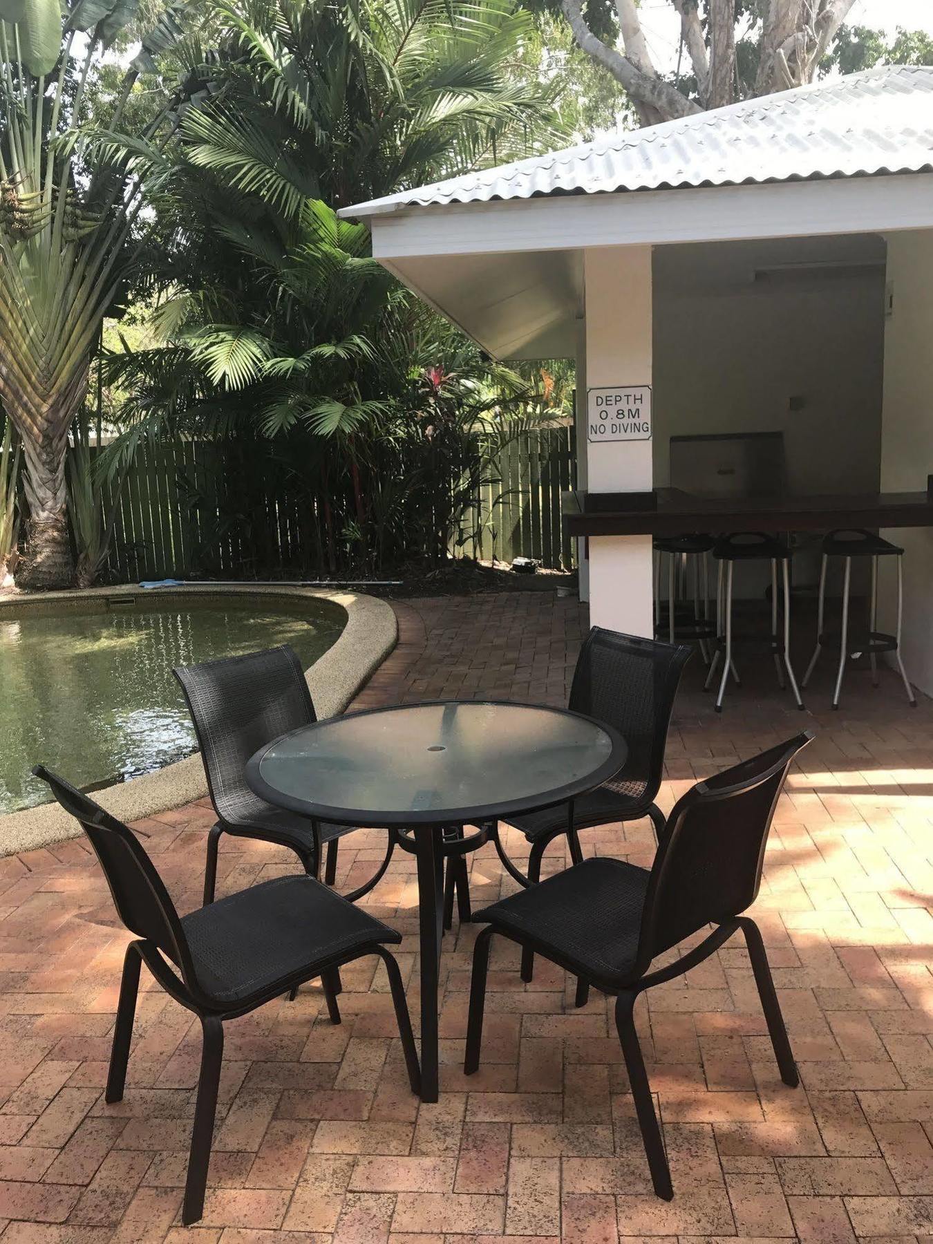 Port Douglas Palm Villas Exterior photo